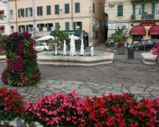 Les Chambres De La Place Sanremo Exterior foto